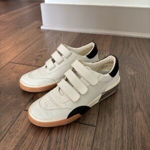 Dolce vita Velcro sneakers